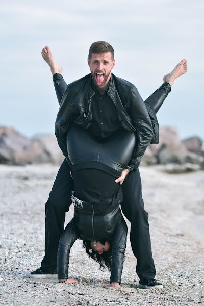 Fotógrafo de casamento Evgeniy Kulakov (bluster5041). Foto de 31 de janeiro 2019