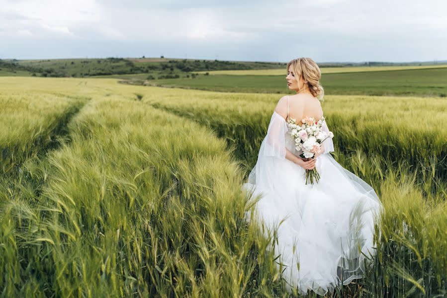 Fotografo di matrimoni Natalya Sikach (sikach). Foto del 20 febbraio 2021