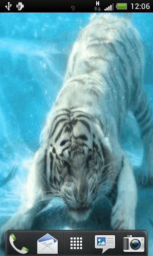 Tiger In Water Live Wallpaper