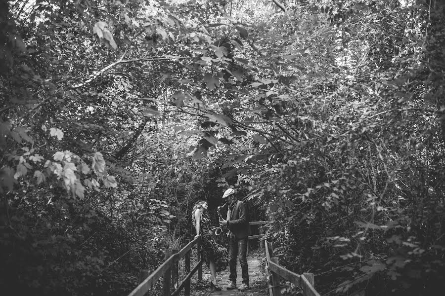 Fotografo di matrimoni Simone Rossi (simonerossi). Foto del 28 settembre 2017