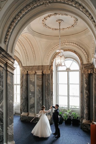 Fotografo di matrimoni Antonina Linova (fottolino). Foto del 5 aprile