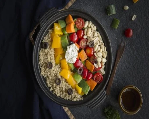 Farm Veggies And Quinoa Bowl