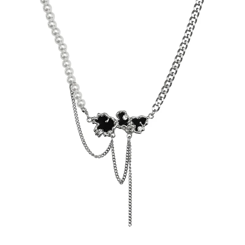 Colar de pérolas preto feminino com costura Xiangyun, um acessório elegante e sofisticado que realça seu estilo e adiciona um toque de luxo ao seu visual.