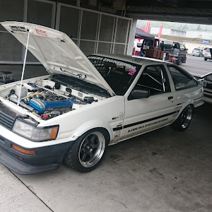 カローラレビン AE86