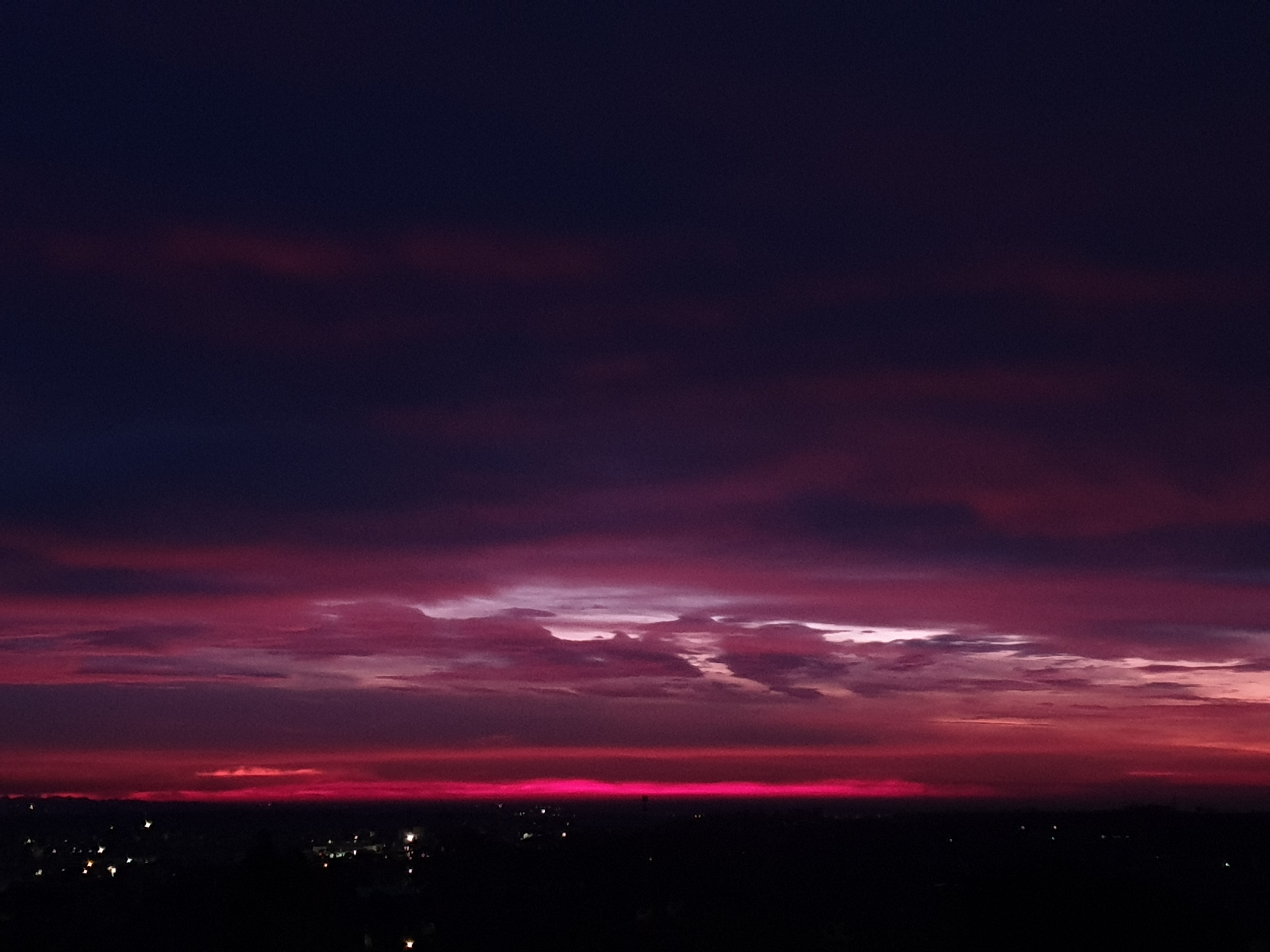 Magenta di mattina... di comeinbolla