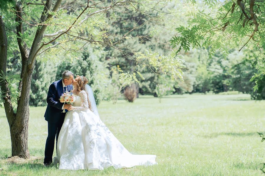 Fotógrafo de casamento Elizaveta Vinogradskaya (vinogradskaya). Foto de 29 de agosto 2019