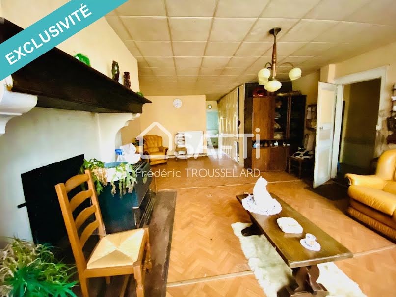 Vente maison 5 pièces 135 m² à Rarécourt (55120), 39 000 €