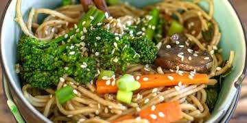 Stir Fry Noodles - QUICK & EASY DINNER IDEA ????