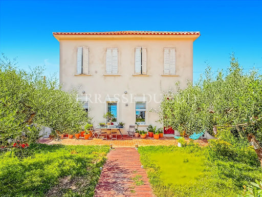 Seaside house 3