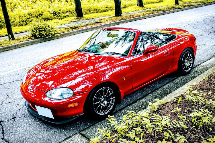 ロードスターの今日も一日頑張りましょうに関するカスタム事例の投稿画像4枚目