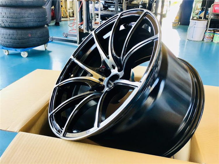 シルビアのウェッズスポーツ・SA-10R・10.5jに関するカスタム事例の投稿画像1枚目