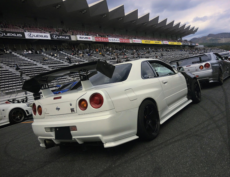 スカイライン GT-RのBNR34・スカイラインGT-R・自分の車のレアパーツに関するカスタム事例の投稿画像1枚目