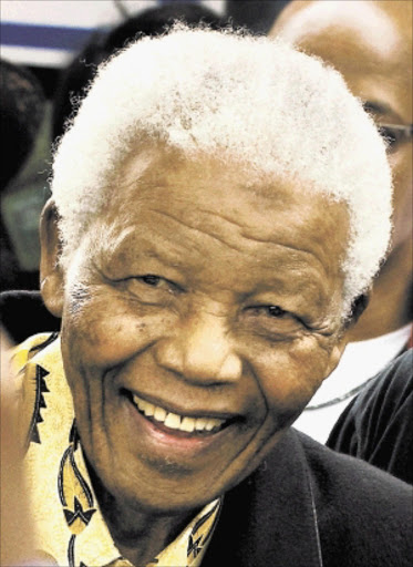 HEARTS-A-TWITTER: Former president Nelson Mandela