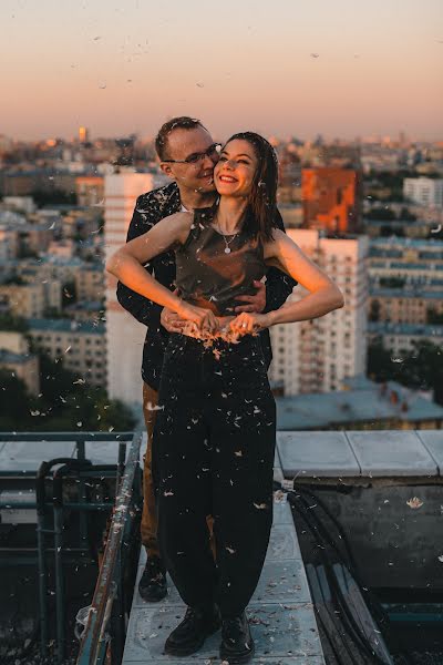 Wedding photographer Alya Malinovarenevaya (alyaalloha). Photo of 22 May 2021