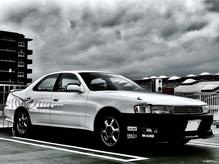 クレスタのクレスタ・愛車写真・フォトジェニック・ツアラーV・JZX90に関するカスタム事例の投稿画像1枚目
