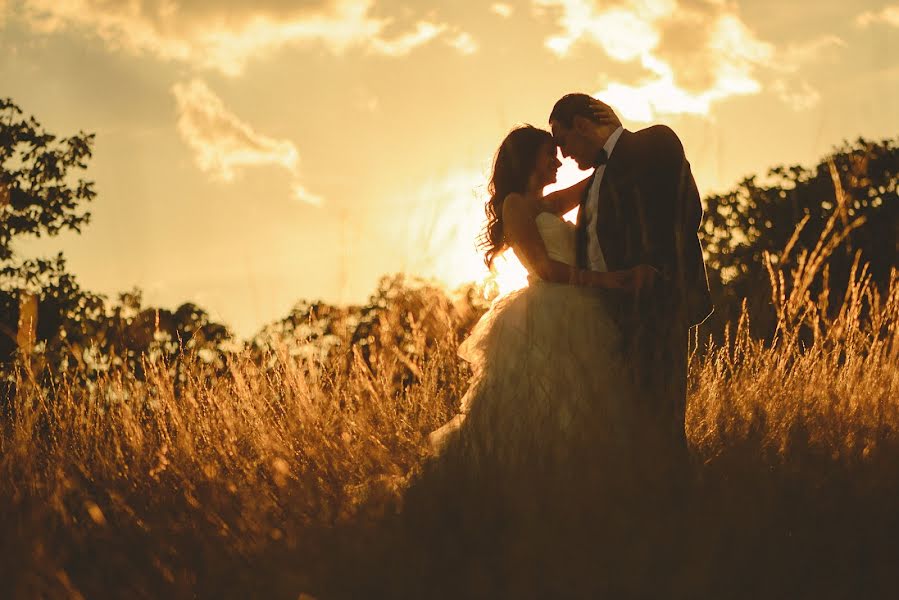 Fotógrafo de casamento Edgar Madrigal (edgarmadrigal). Foto de 13 de junho 2018