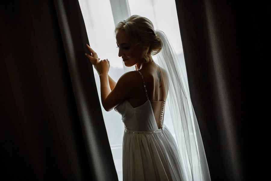 Wedding photographer Denis Perminov (denisperminov). Photo of 10 December 2021