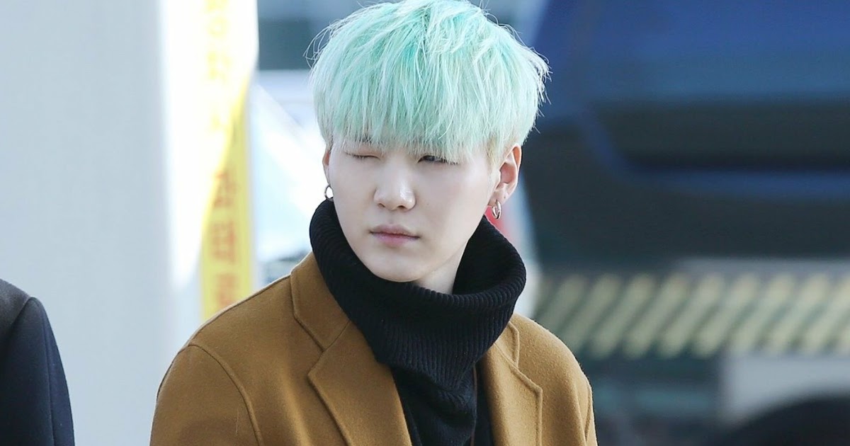 mint green hair color