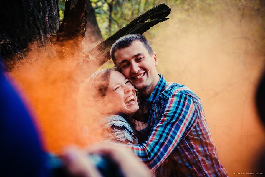 Fotógrafo de casamento Vіtalіy Mironyuk (myroniuk). Foto de 29 de janeiro 2015