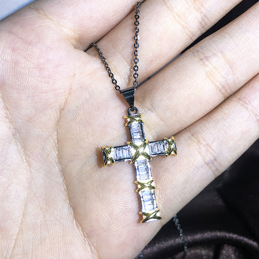 Title 12, European and American New Cross Necklace, Zirco...