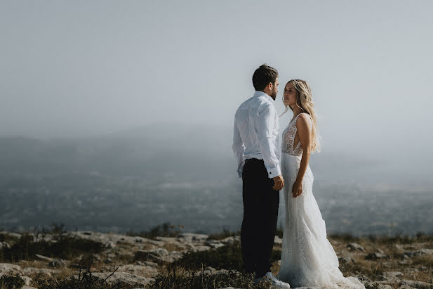 Hääkuvaaja Vasilis Liappis (2pweddings). Kuva otettu 14. toukokuuta