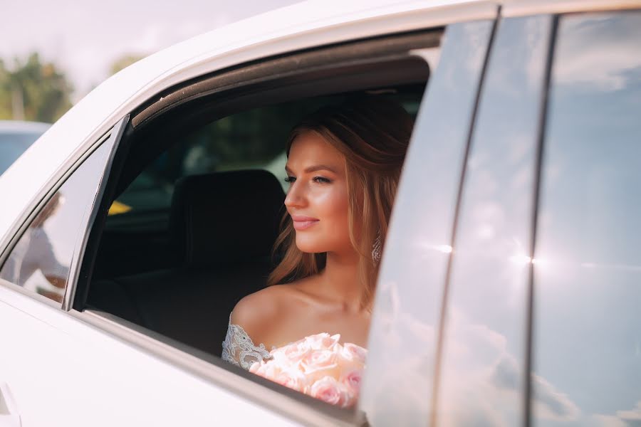 Photographe de mariage Rr Ooo (ruzannauspenskay). Photo du 7 décembre 2019