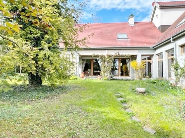 Vente maison 8 pièces 230 m² à Hégenheim (68220), 789 000 €