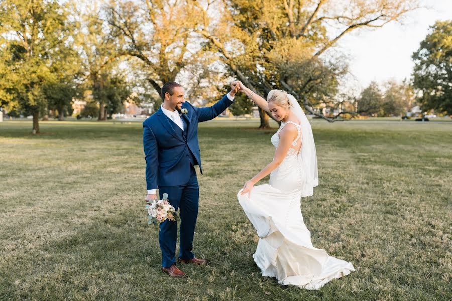 Fotografo di matrimoni Tara Lawson (taralawson). Foto del 8 settembre 2019