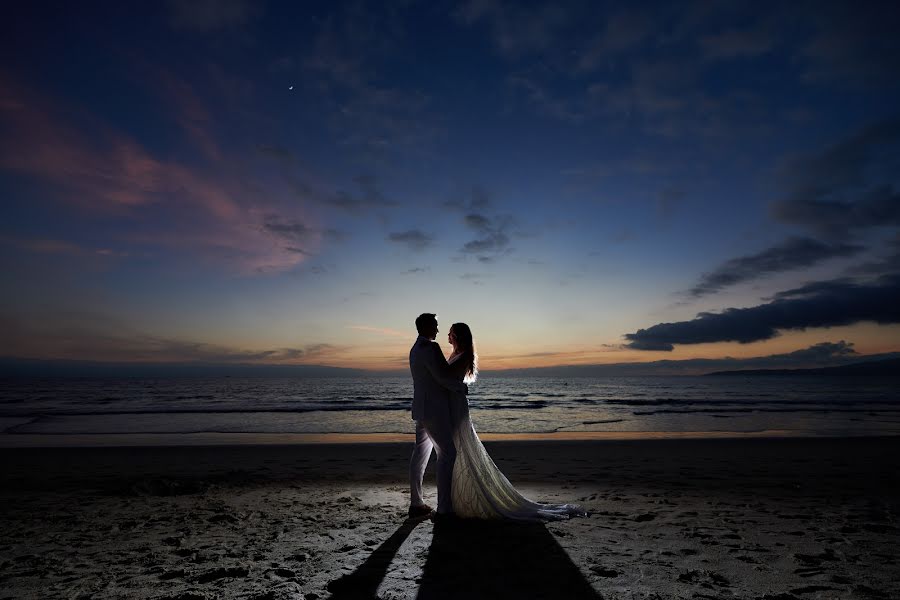 Fotografo di matrimoni Julien Leveau (leveau). Foto del 16 settembre 2020