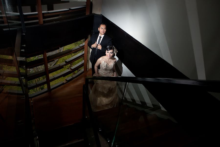 結婚式の写真家Feriadi Heru Prasetyo Feri (feri)。2015 12月21日の写真