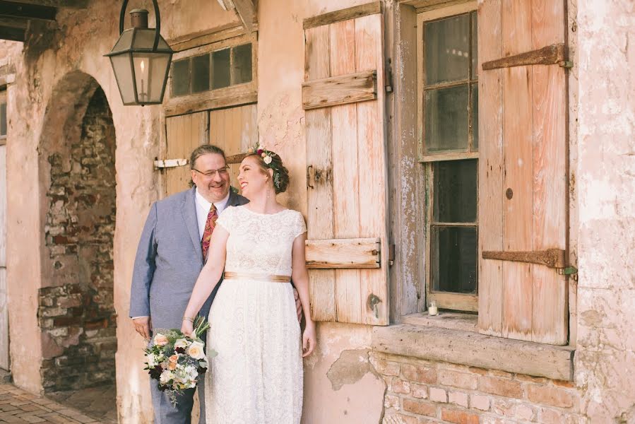 Fotógrafo de casamento Dani Benton (danibenton). Foto de 30 de dezembro 2019