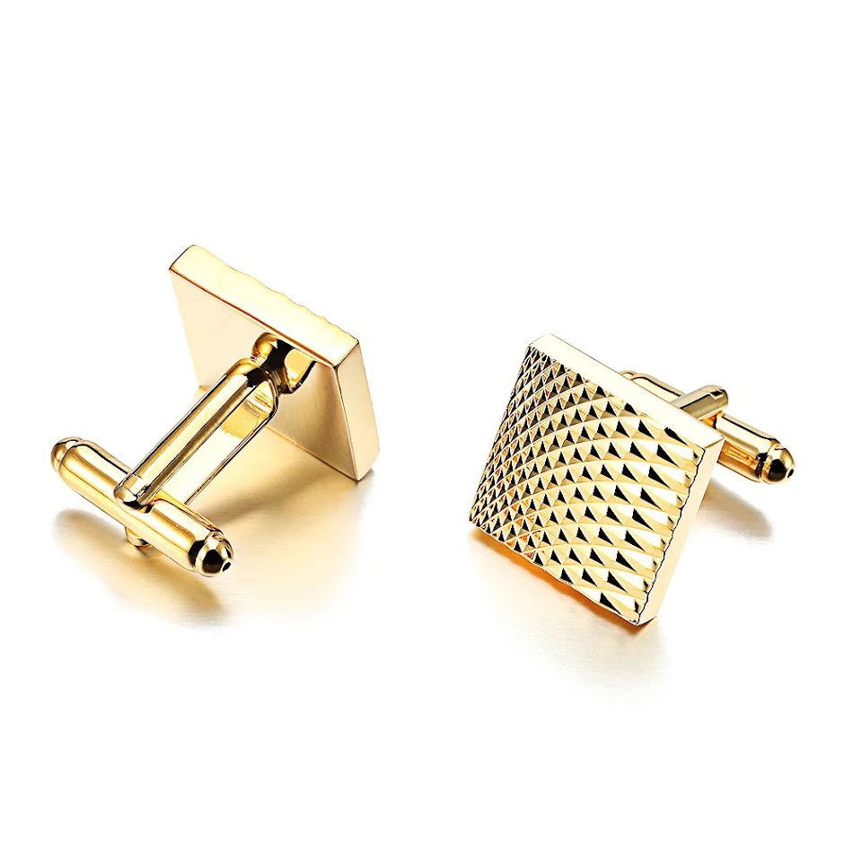Abotoaduras de punho masculinas em ouro 18K de alta qualidade, adicionando sofisticação e requinte ao seu visual, ideal para ocasiões especiais.