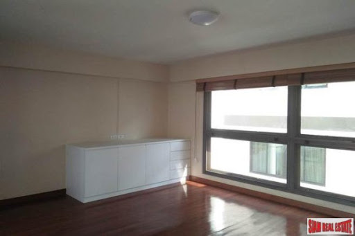 House 4
