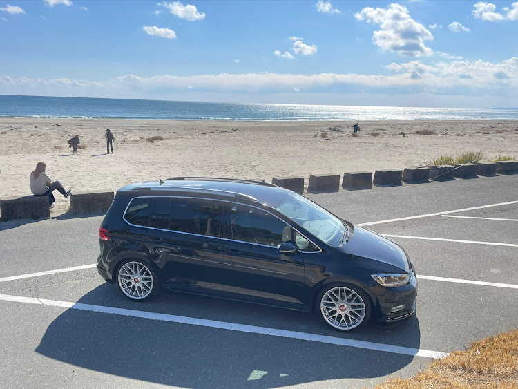 ゴルフトゥーランのVW・rotiform・バックシャンな愛車・太平洋ロングビーチ・いちご狩りに関するカスタム事例の投稿画像4枚目
