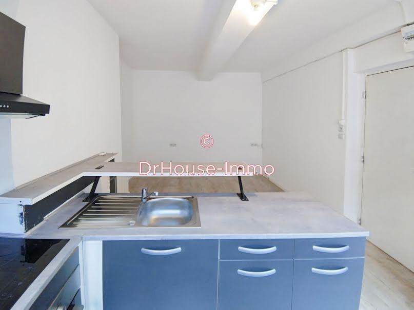 Location  appartement 1 pièce 20 m² à Landrecies (59550), 350 €