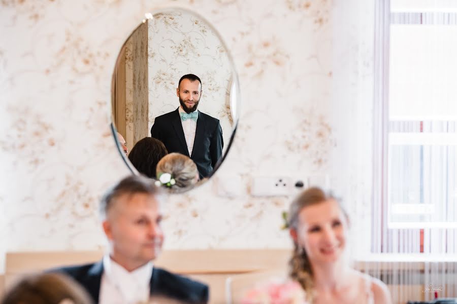 Fotógrafo de casamento Jiří Kuhn (jirikuhn). Foto de 20 de setembro 2021