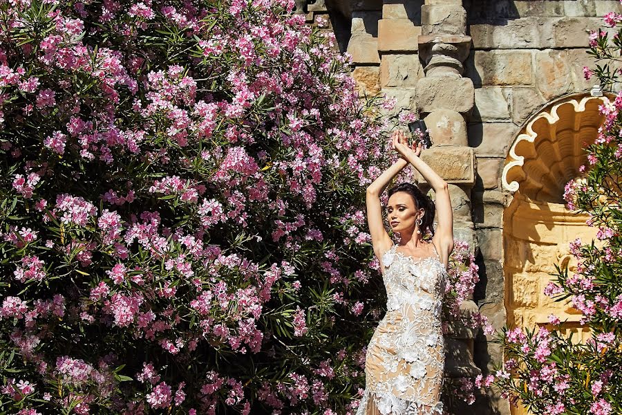 Fotógrafo de bodas Lyuda Makarova (makaroval). Foto del 17 de junio 2019