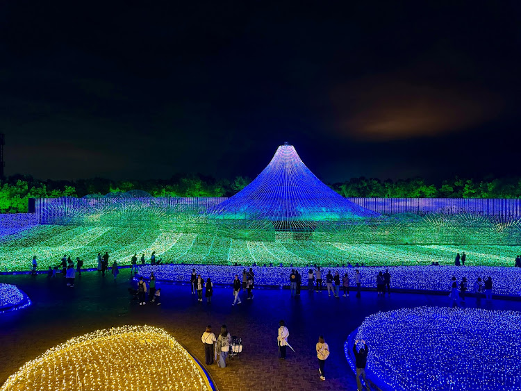 スイフトスポーツのなばなの里イルミネーション・名門大洋フェリー・横綱ラーメンに関するカスタム事例の投稿画像9枚目