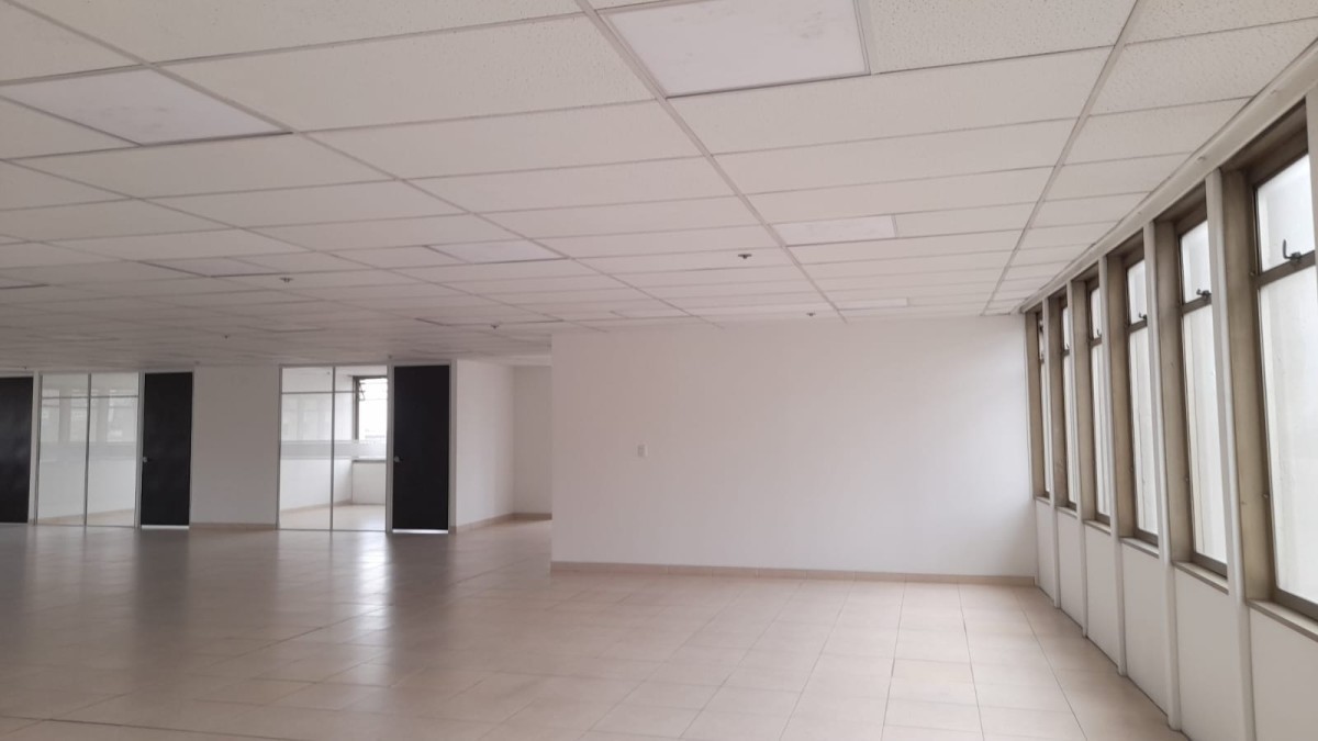 Oficina En Venta - Las Aguas, Bogota