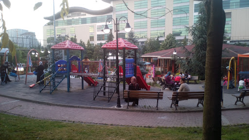 Çocuk Oyun Parkı