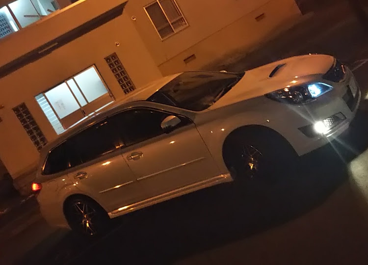 レガシィツーリングワゴンのホイール交換・洗車に関するカスタム事例の投稿画像1枚目