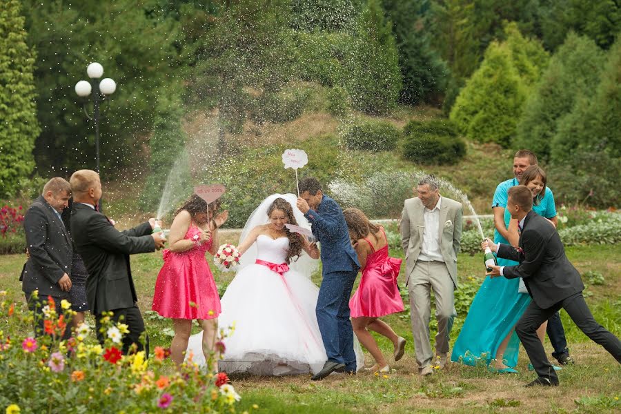 Fotógrafo de casamento Natalya Vovk (tanata131). Foto de 4 de dezembro 2017