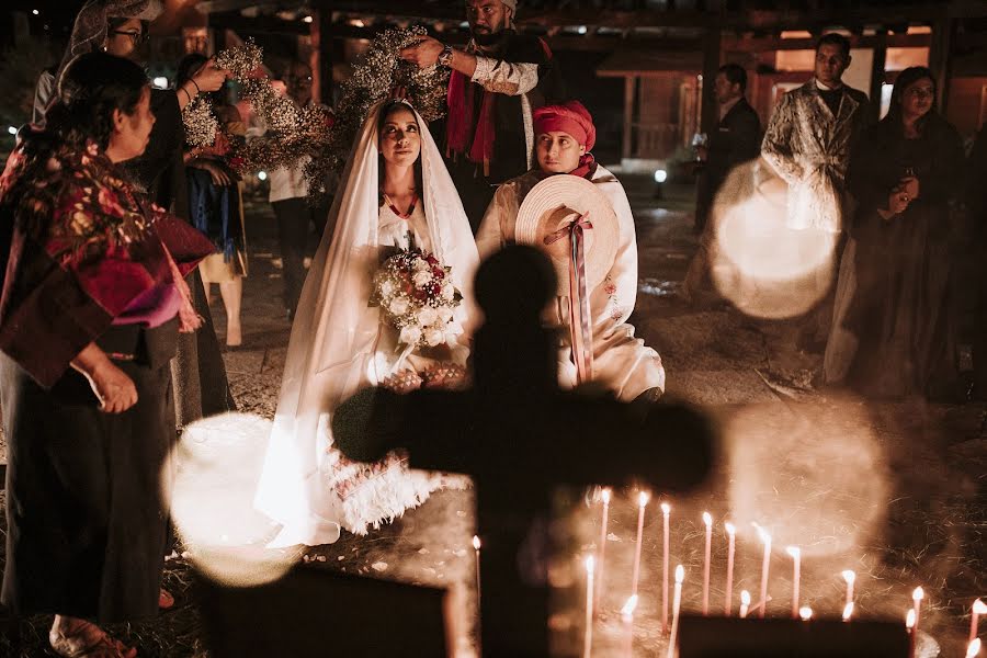 Fotografo di matrimoni Roberto Torres (torresayora). Foto del 15 ottobre 2019