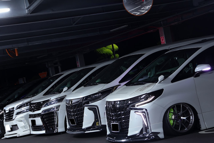 アルファードの高砂会・BWLT・YOASOBI撮影会📷に関するカスタム事例の投稿画像2枚目