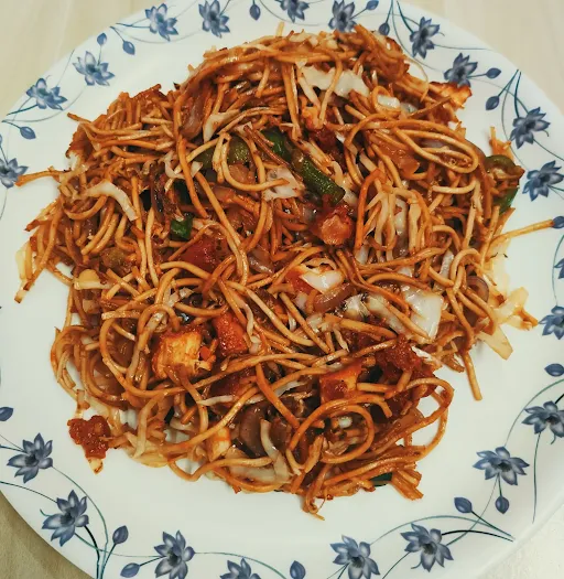 Chicken Schezwan Noodles