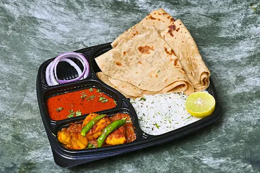 Chicken Kolhapuri Thali