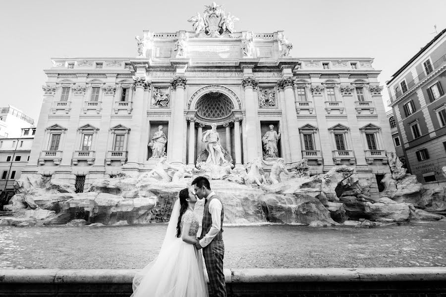 Svatební fotograf Simone Rossi (simonerossi). Fotografie z 2.května 2019