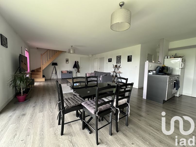 Vente maison 5 pièces 126 m² à Pruniers (36120), 142 000 €