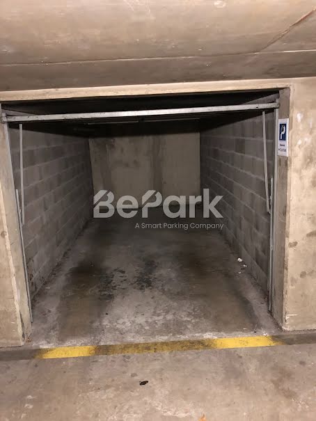 Location  parking  12 m² à Villeurbanne (69100), 36 €