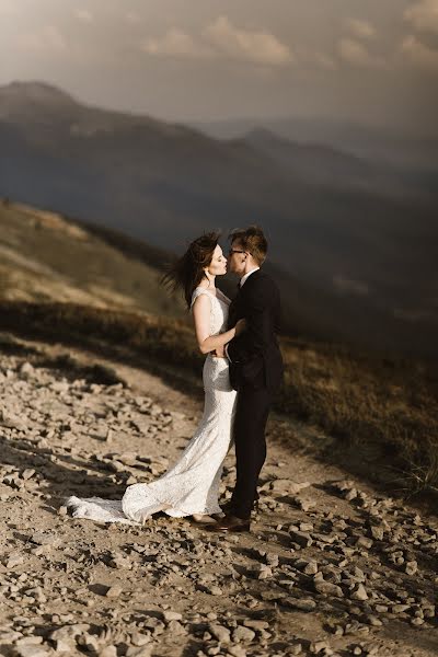 Fotógrafo de casamento Patrycja Kierońska (mal4wina). Foto de 13 de janeiro 2019